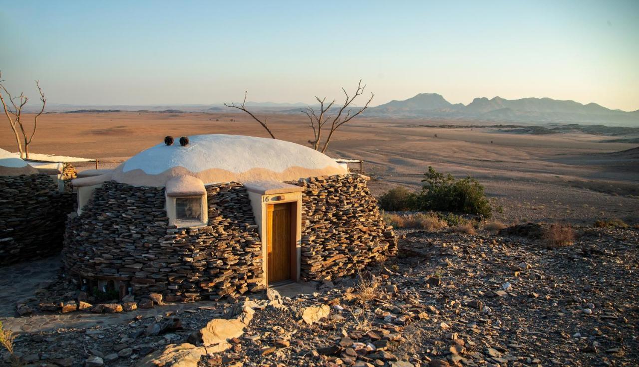 Rostock Ritz Desert Lodge Cha-re Exterior photo